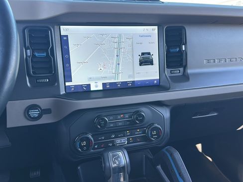 Used 2024 Ford Bronco Wildtrak image 30