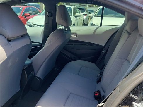 Used 2025 Toyota Corolla SE image 7