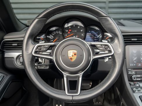 Certified 2017 Porsche 911 Carrera image 6