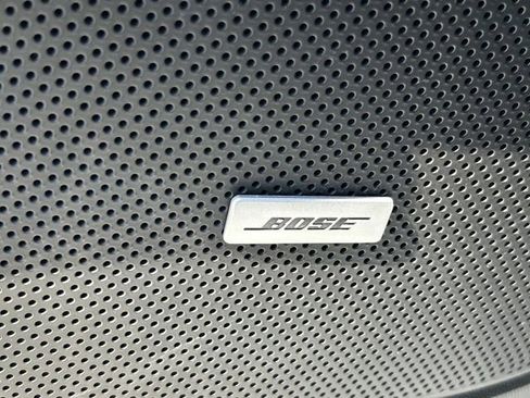 Used 2022 Chevrolet Camaro LT w/ Technology Package RWD image 27