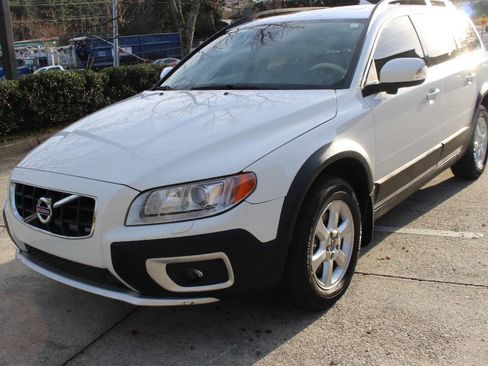Used 2013 Volvo XC70 3.2 image 4