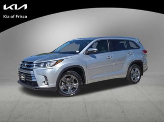 Used 2018 Toyota Highlander Limited Platinum AWD/4WD video 1