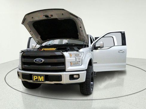 Used 2016 Ford F150 Lariat w/ Equipment Group 502A Luxury AWD/4WD image 3