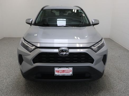 Used 2025 Toyota RAV4 XLE FWD image 3