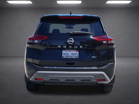 Used 2023 Nissan Rogue SV FWD image 5
