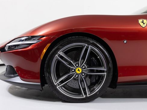 Used 2022 Ferrari Roma image 12