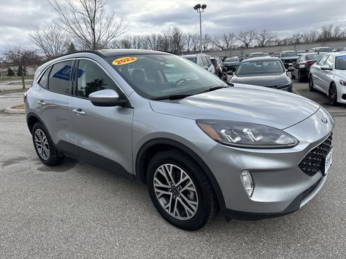 Used 2022 Ford Escape SEL image 3