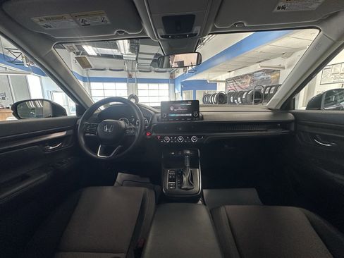 Used 2025 Honda CR-V EX image 18