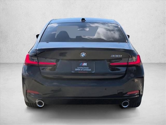 Used 2026 BMW 330i Sedan w/ Premium Package RWD image 7