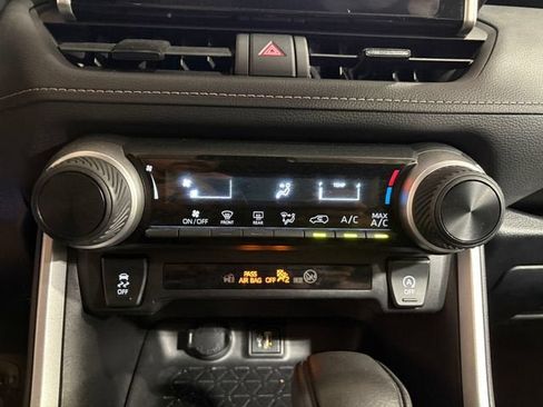 Certified 2025 Toyota RAV4 LE AWD/4WD image 14
