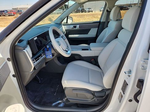 New 2026 Hyundai Santa Fe SE image 11