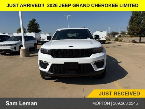 New 2025 Jeep Grand Cherokee Limited w/ Black Appearance Package image 2