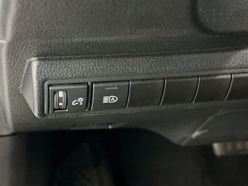 Used 2024 Toyota Corolla LE image 17