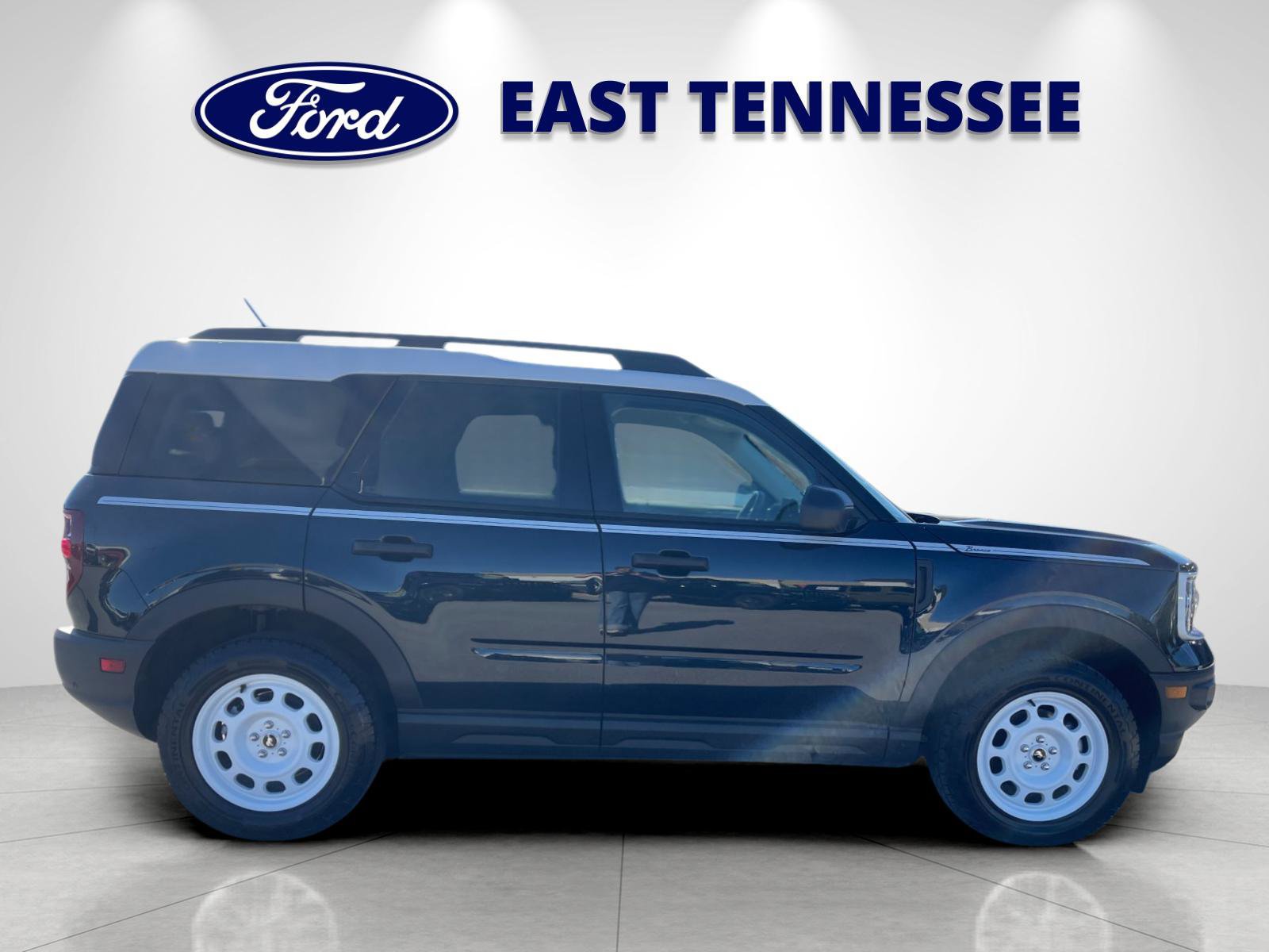 Used 2023 Ford Bronco Sport Heritage w/ Heritage Convenience Package AWD/4WD image 2