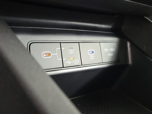 New 2025 Hyundai Santa Cruz SEL image 18