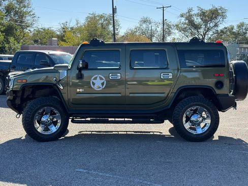 Used 2003 HUMMER H2 w/ Preferred Equipment Group image 4