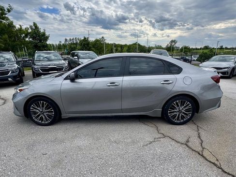 Used 2022 Kia Forte GT-Line w/ GT-Line Premium Package FWD image 2