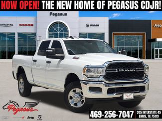 Used 2024 RAM 2500 Tradesman w/ Chrome Appearance Group AWD/4WD 360° Tour