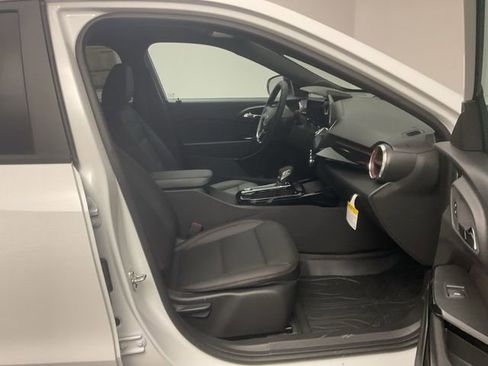 New 2026 Chevrolet Trax RS w/ Driver Confidence Package image 23