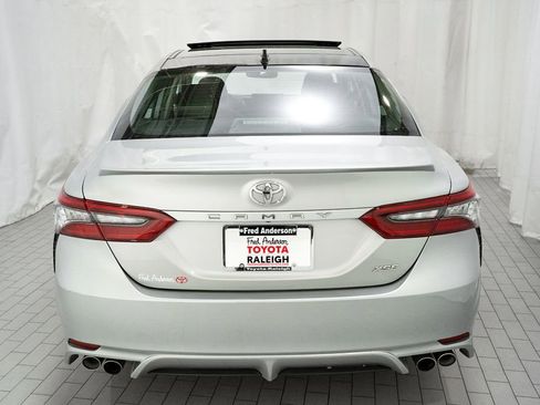 Used 2021 Toyota Camry XSE image 4
