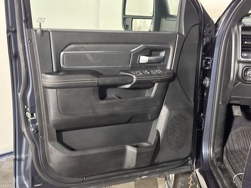 New 2026 RAM 2500 Big Horn AWD/4WD image 10