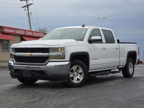Used 2018 Chevrolet Silverado 1500 LT w/ Trailering Package image 2