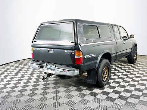 Used 1998 Toyota Tacoma 4x4 Xtracab V6 image 7