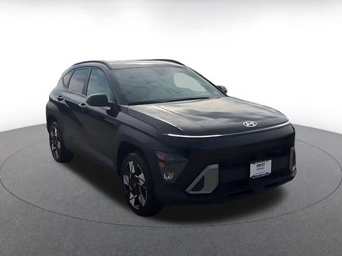 Used 2025 Hyundai Kona SEL image 3