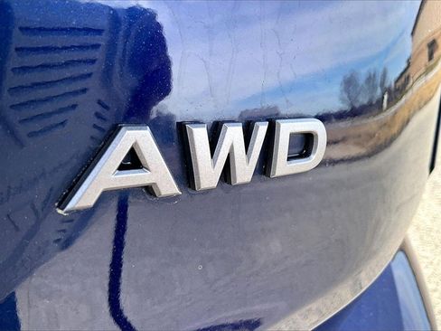 Used 2025 Nissan Rogue SV image 8