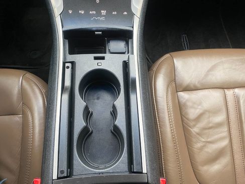 Used 2016 Lincoln MKZ Base 4dr Sedan w/ Equipment Group 200A Select image 34