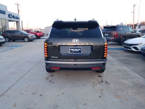 New 2026 Hyundai Palisade Limited FWD image 6