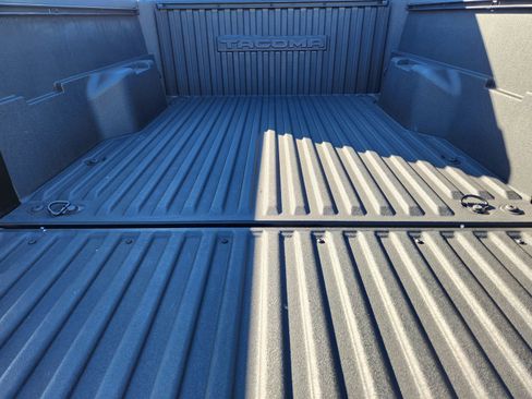 Used 2024 Toyota Tacoma SR image 34