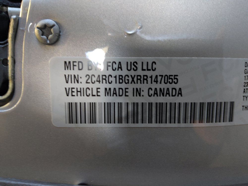 Used 2024 Chrysler Pacifica Touring-L FWD image 33
