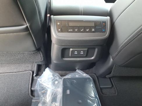 New 2026 Nissan Pathfinder SL AWD/4WD image 26