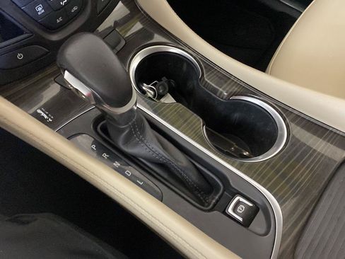 Used 2020 Buick Envision Preferred FWD image 10
