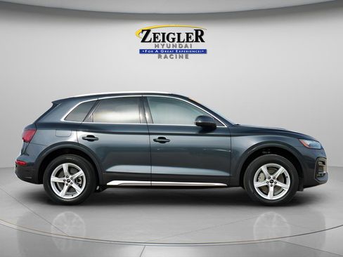 Used 2023 Audi Q5 2.0T Premium w/ Convenience Package AWD/4WD image 9