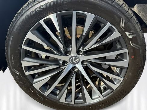 Certified 2024 Lexus RX 350 w/ Convenience Package image 10