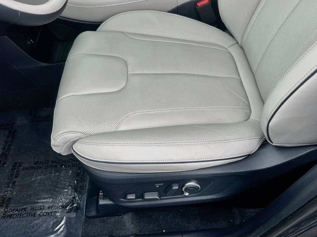 Used 2025 Hyundai Palisade Calligraphy FWD image 20