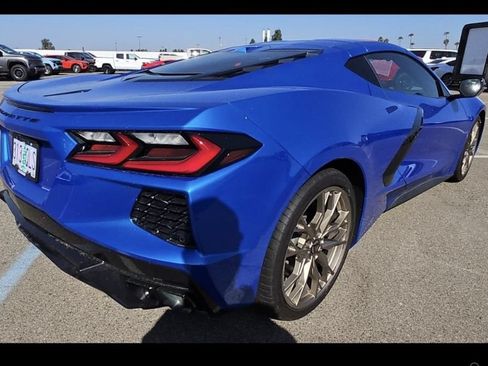 Used 2024 Chevrolet Corvette Stingray Preferred Cpe w/ Battery Protection Package RWD image 5