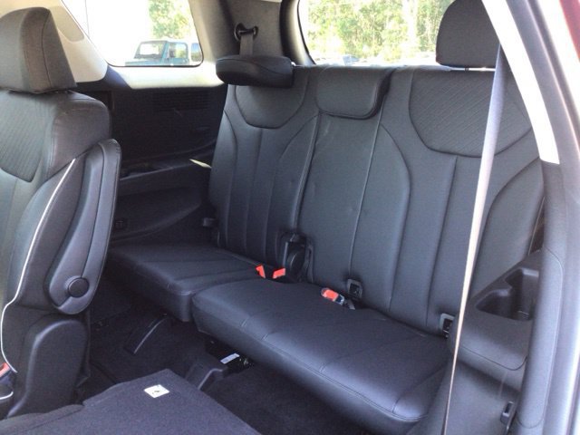 Used 2023 Hyundai Palisade SEL w/ Premium Package FWD image 20