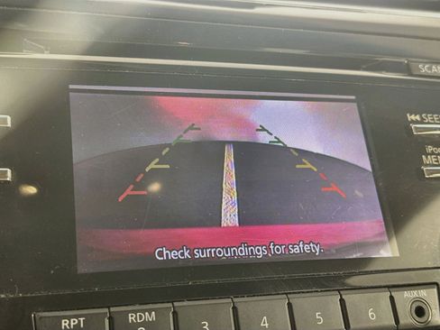 Used 2013 Nissan Altima 2.5 SL w/ 2.5 Moonroof Pkg FWD image 21