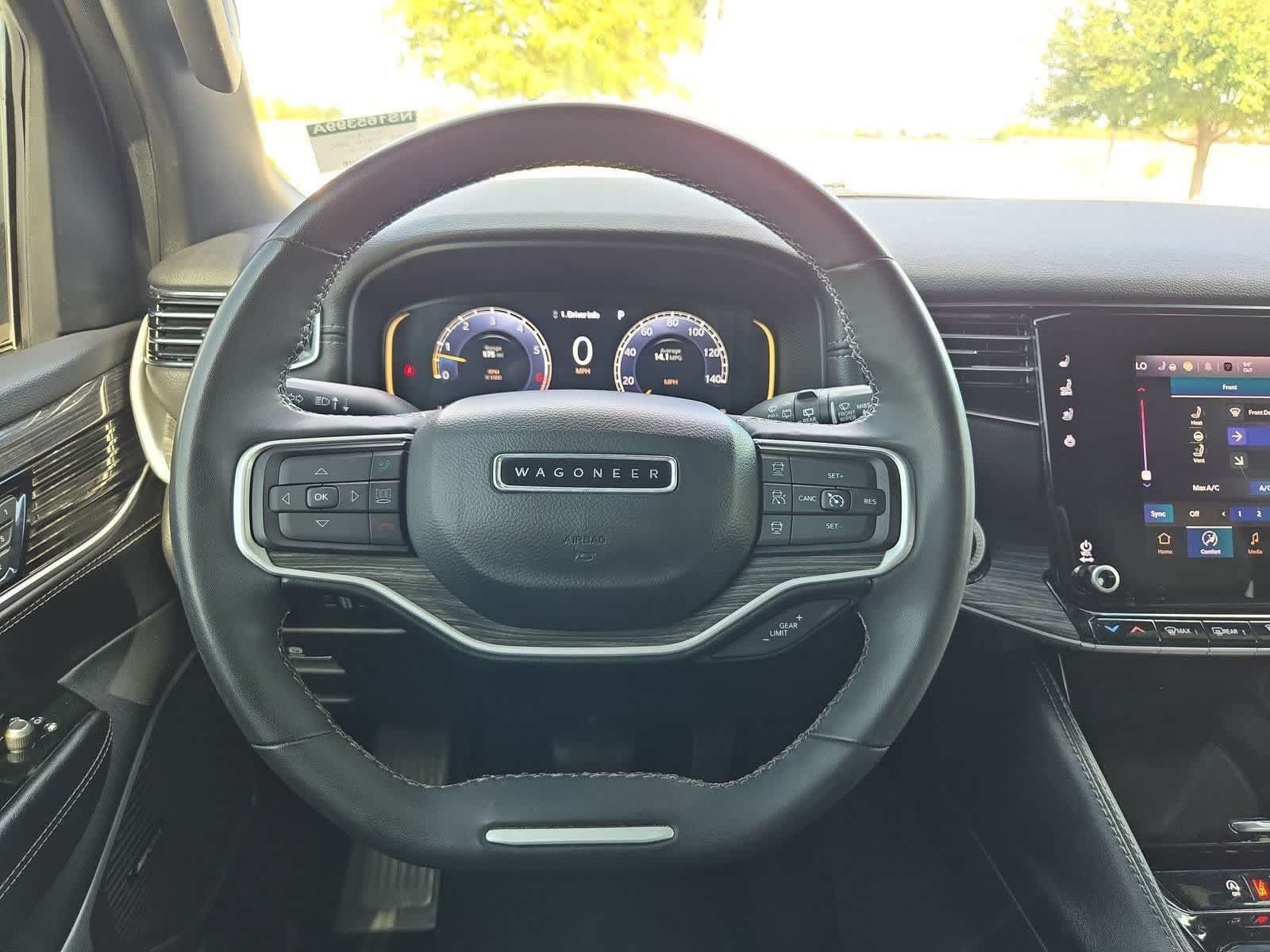 Used 2022 Jeep Wagoneer Series II RWD image 21
