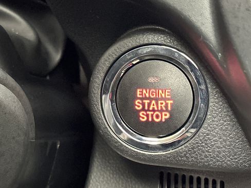 Used 2025 Subaru Forester Premium w/ Convenience Package #1 image 27