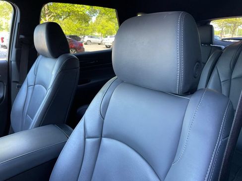 Used 2024 Buick Enclave Premium AWD/4WD image 22