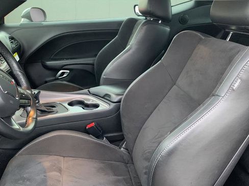 Certified 2023 Dodge Challenger R/T w/ Plus Package image 18