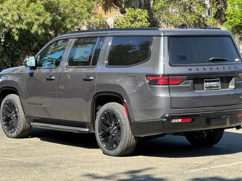 New 2025 Jeep Wagoneer Series II image 5