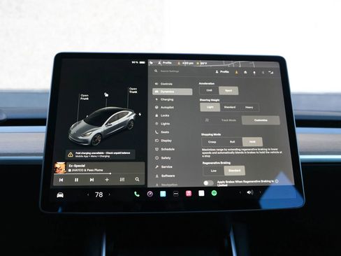 Used 2020 Tesla Model 3 Performance image 35