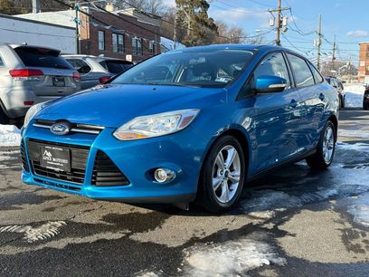 Used 2013 Ford Focus SE w/ SE Winter Pkg
