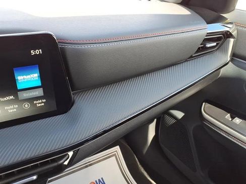 Used 2025 Nissan Kicks SR image 23