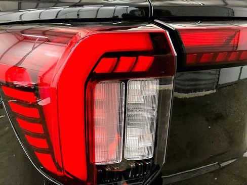 New 2026 Ford Explorer Active image 29